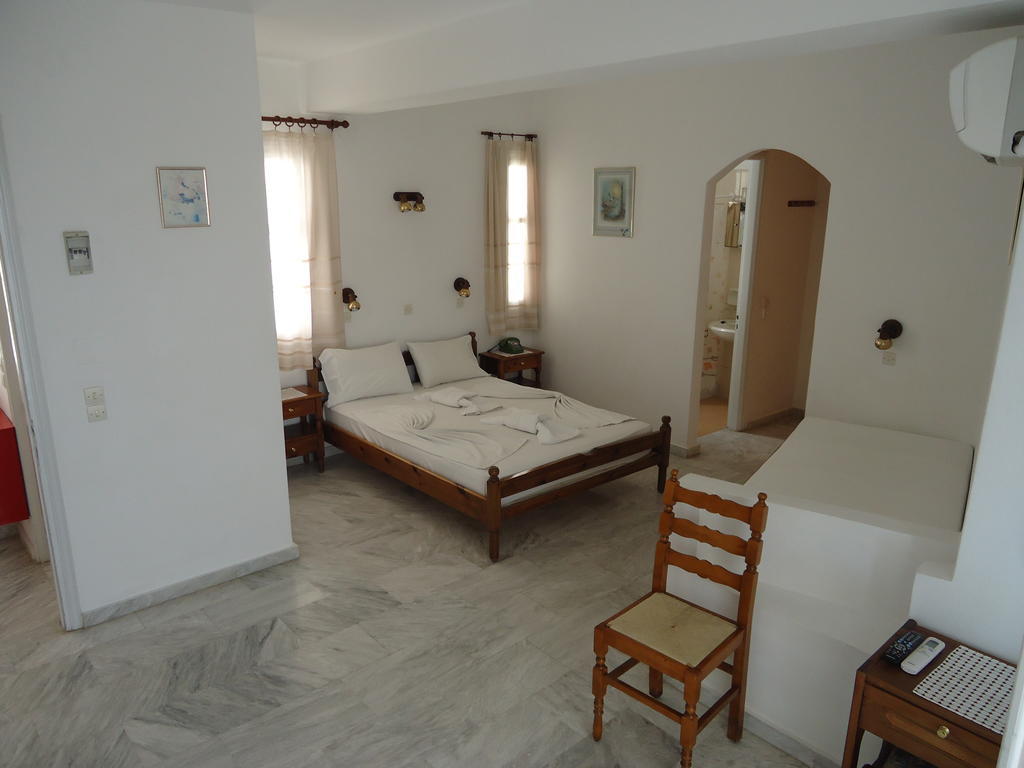 Zorbas Hotel&Studios Pythagóreion Habitación foto